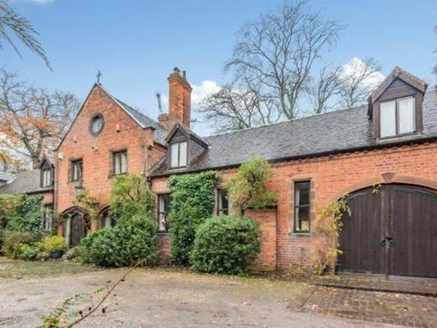 House for sale in Sutton Coldfield, West Midlands