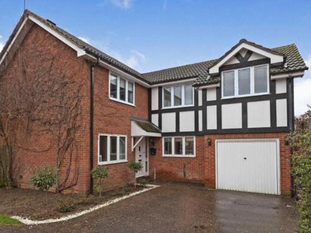 House for sale in Epping