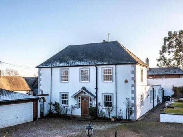 House for sale in Ware, East Hertfordshire