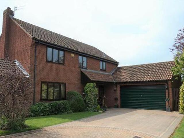 House for sale in Warwick, Warwickshire