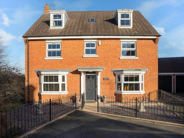 House for sale in Alderminster, Warwickshire