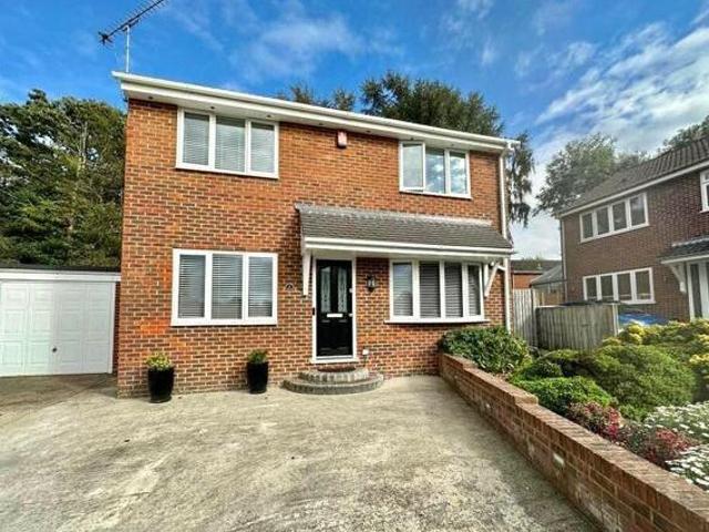 House for sale in Spring Vale, Hampshire