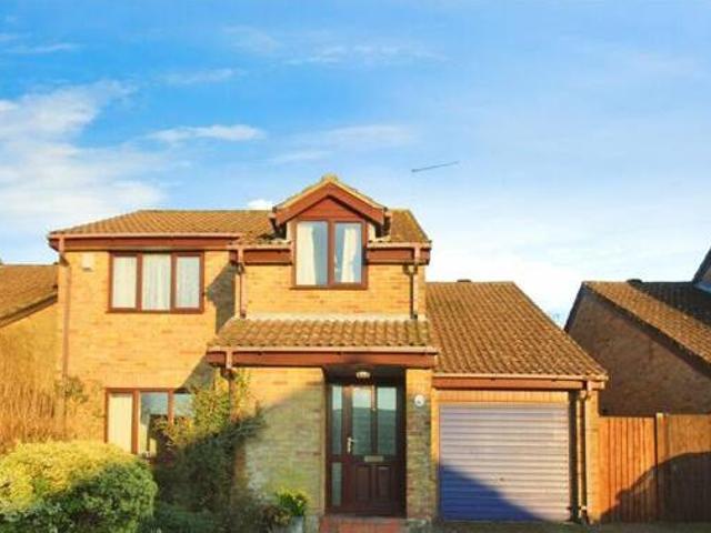 House for sale in Spring Vale, Hampshire