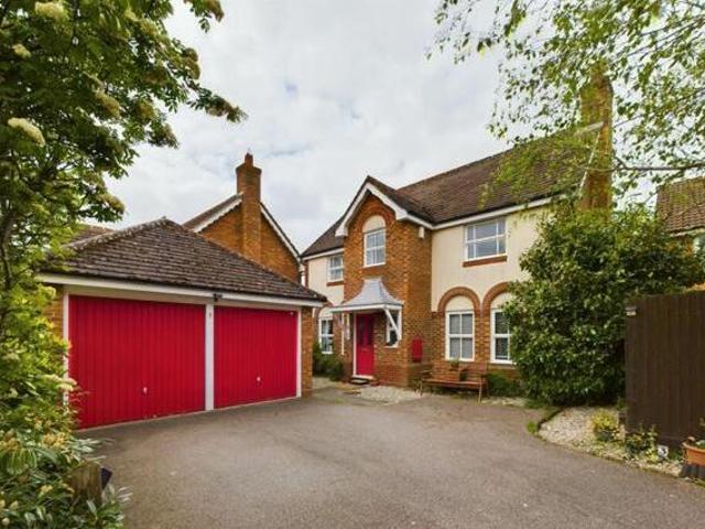 House for sale in Aylesbury, Buckinghamshire