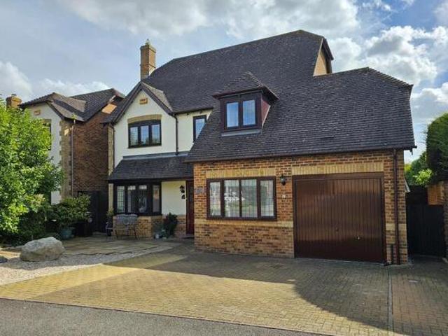 House for sale in Aylesbury