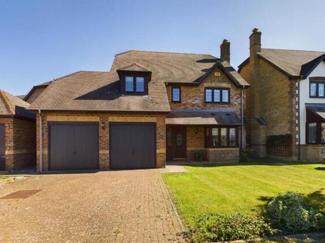 House for sale in Aylesbury, Buckinghamshire