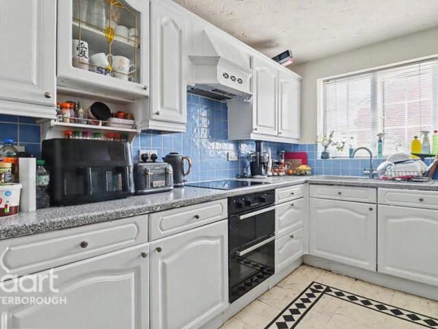Farm for sale in Hampton Hargate, Peterborough