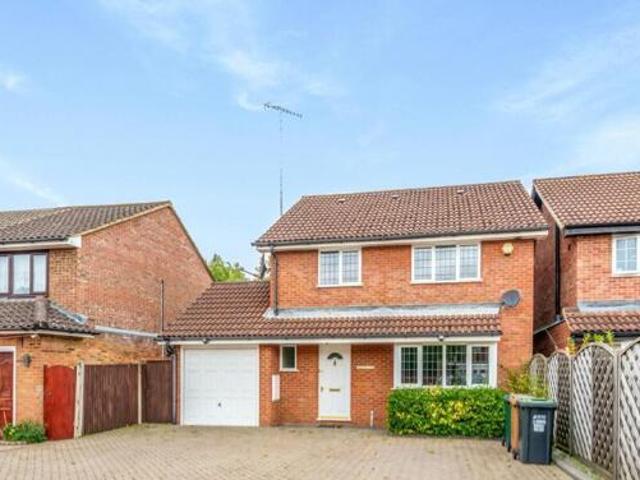 House for sale in Watford, Hertfordshire
