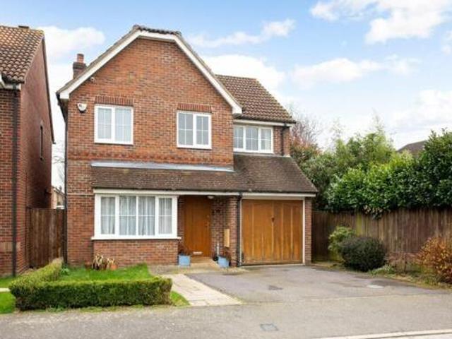 House for sale in North Watford, Hertfordshire