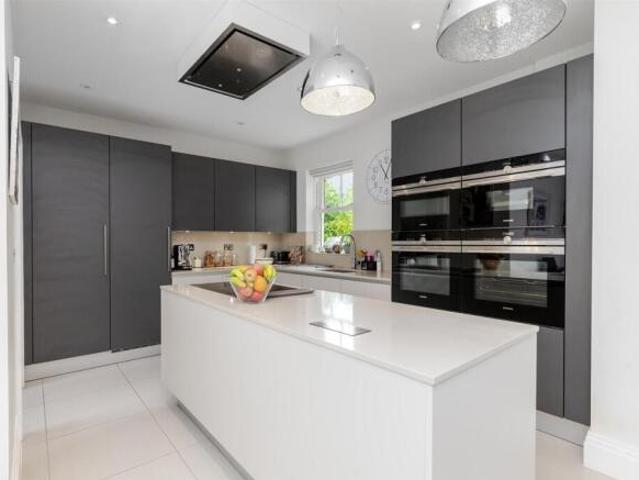 Farm for sale in St Albans, Five Acres