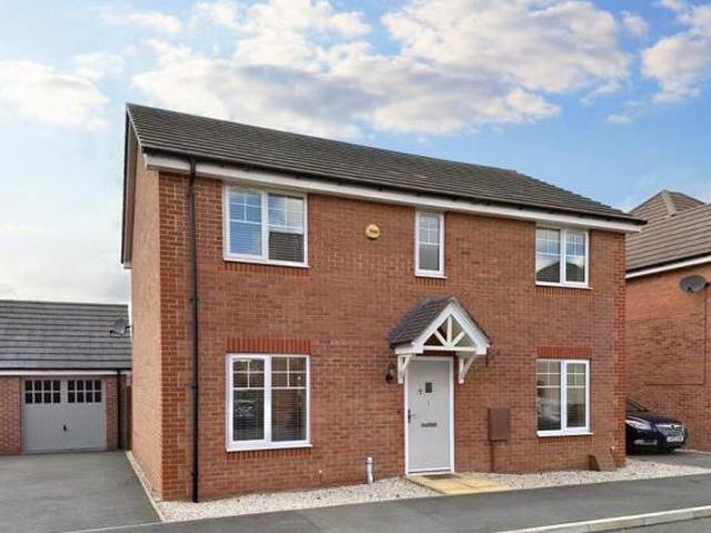 House for sale in Lower Farm Estates, Camp Hill