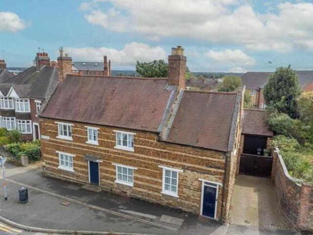 House for sale in Hatton Park, Wellingborough