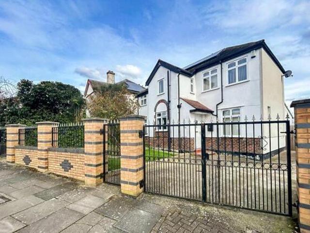 House for sale in Wembley, Greater London