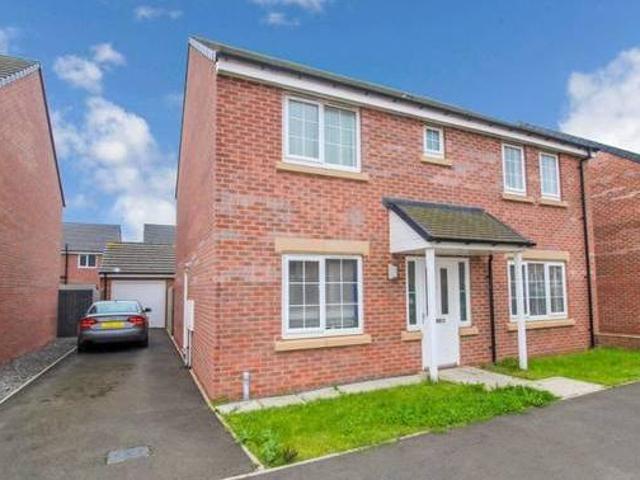 House for sale in Northumberland Park, North Tyneside