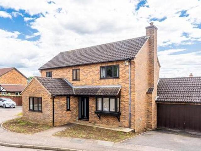 House for sale in Northampton, Northamptonshire
