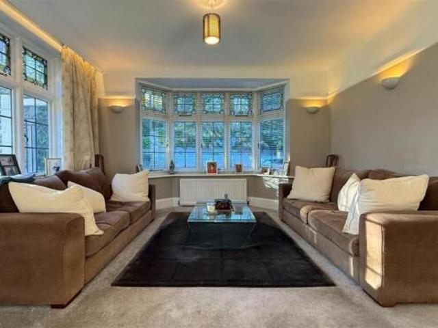 Farm for sale in Branksome Chine, Branksome Park