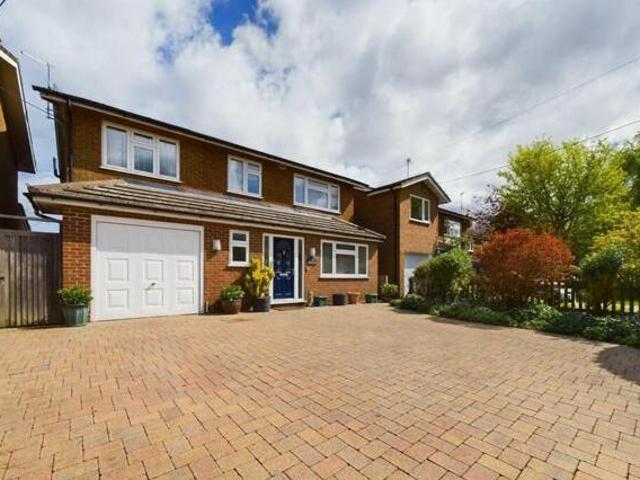 House for sale in Lyons, Greater London
