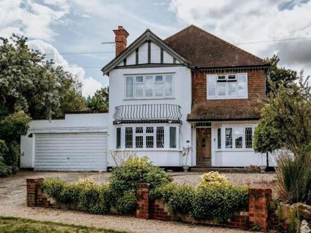 House for sale in Weybridge, Elmbridge