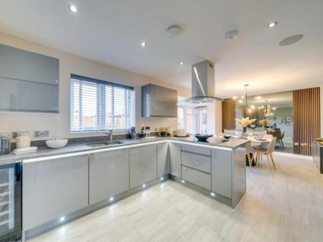Farm for sale in Wheatley, South Yorkshire