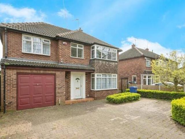 House for sale in Wheatley Hills, South Yorkshire