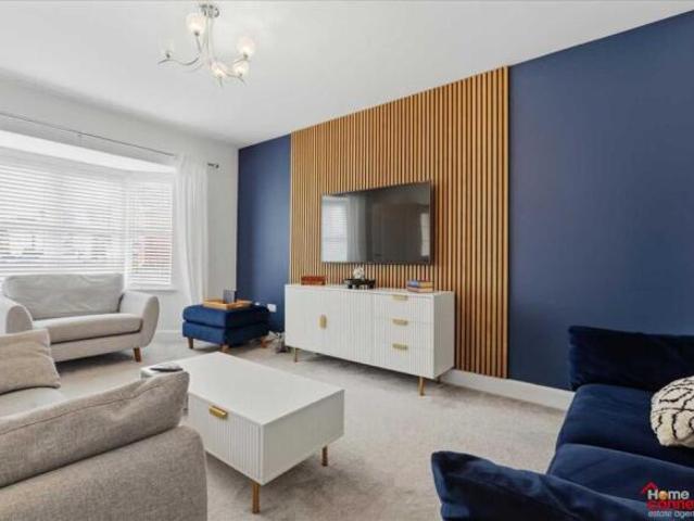Farm for sale in Lindsayfield, Barassie