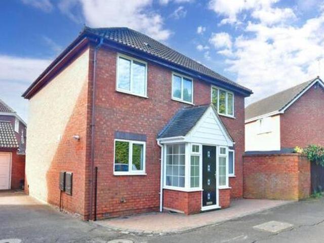 House for sale in Wickford, Essex