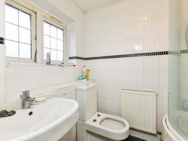 Farm for sale in Earley