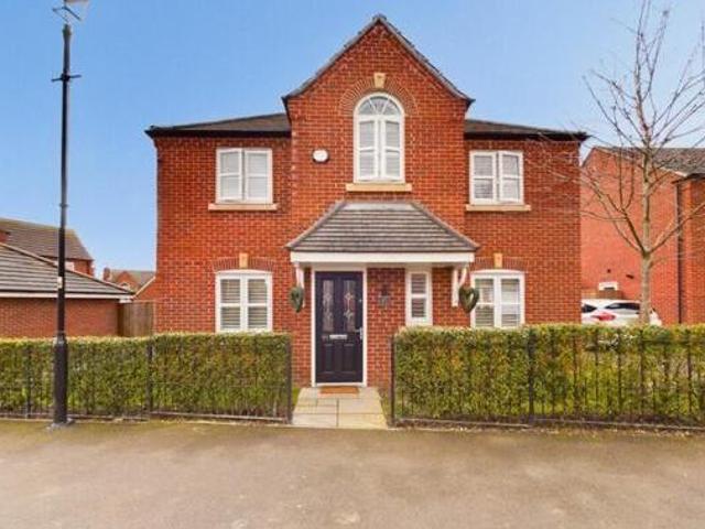 House for sale in Widnes