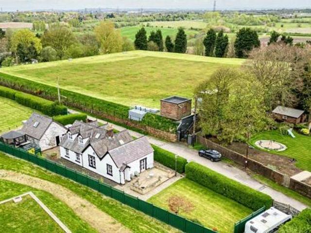 House for sale in Widnes