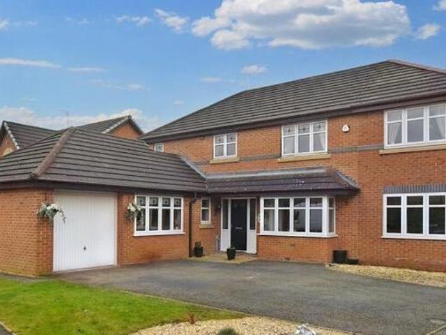 House for sale in Widnes