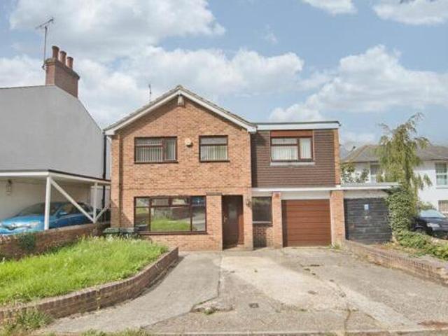 House for sale in Willesborough Lees, Bridgefield