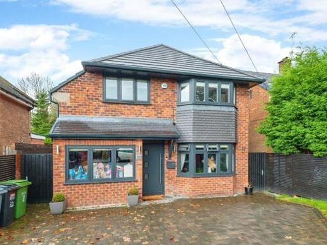 House for sale in Colshaw Farm, Wilmslow