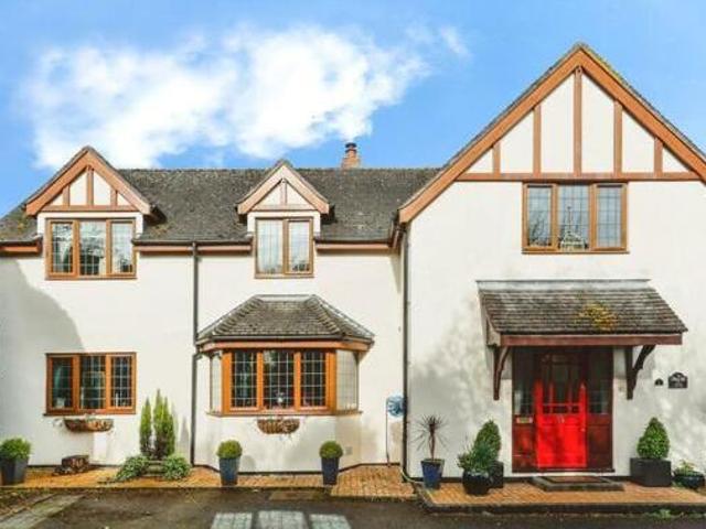 House for sale in Kettlebrook, Staffordshire