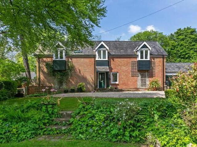 House for sale in Hampshire
