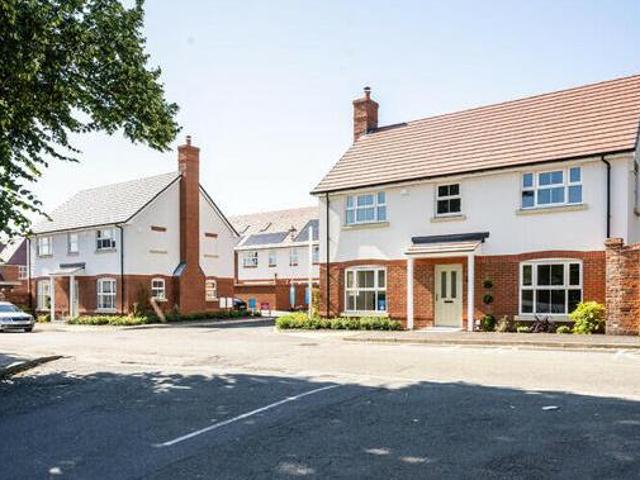 House for sale in Lambourn, West Berkshire