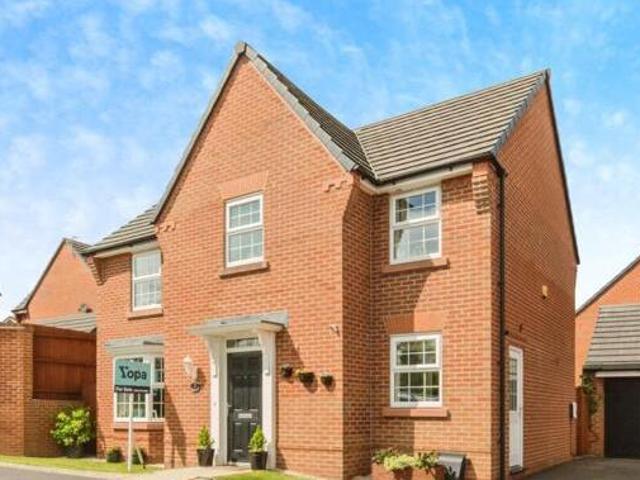 House for sale in Charlotte Place, Winsford