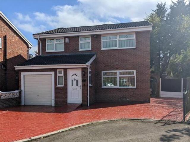 House for sale in Glebe Green, Winsford