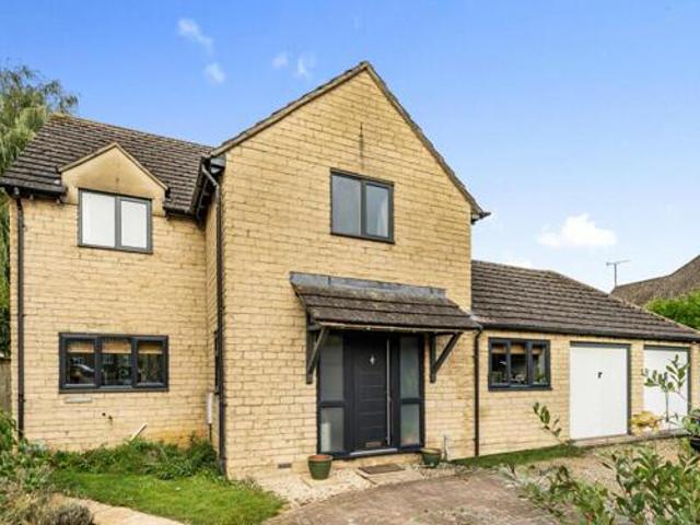 House for sale in Witney, West Oxfordshire