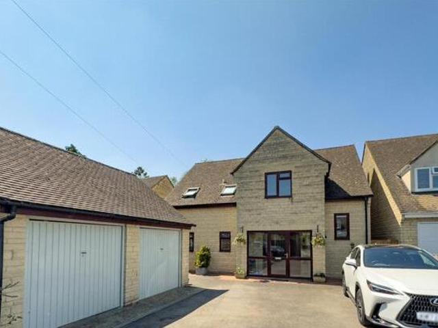 House for sale in Black Bourton, Oxfordshire