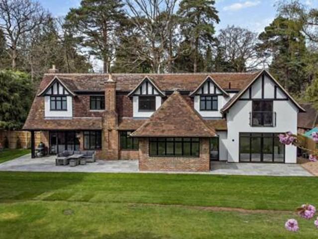 House for sale in Westfield, Woking
