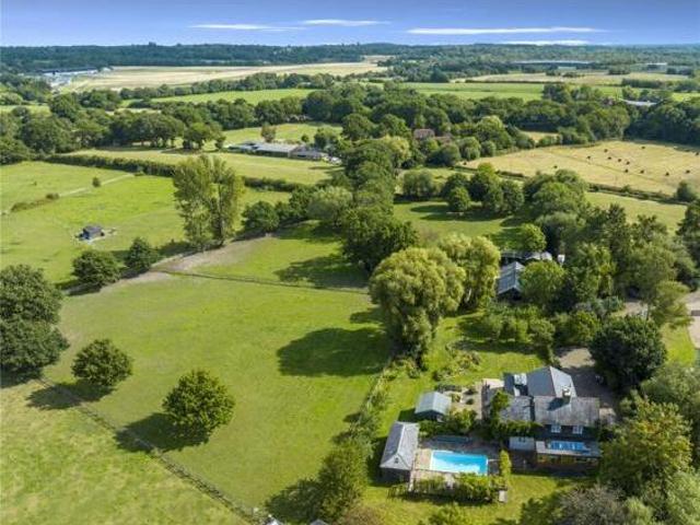 House for sale in Horsell, Woking