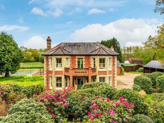 House for sale in Horsell, Woking