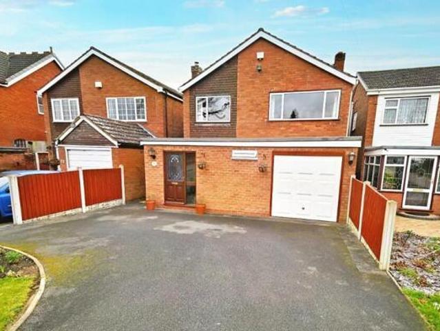 House for sale in Goldthorn Hill, West Midlands