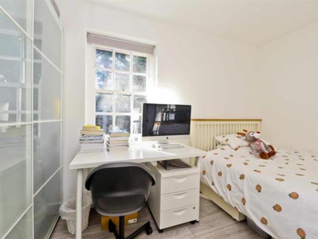 Farm for sale in Pinner, Greater London