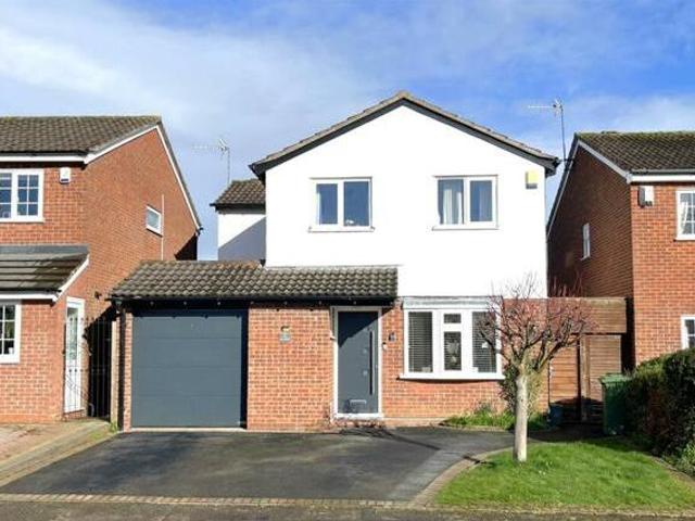 House for sale in Woodloes Park, Warwick