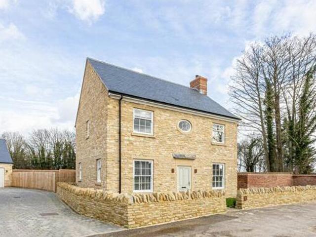 House for sale in Black Bourton, Oxfordshire