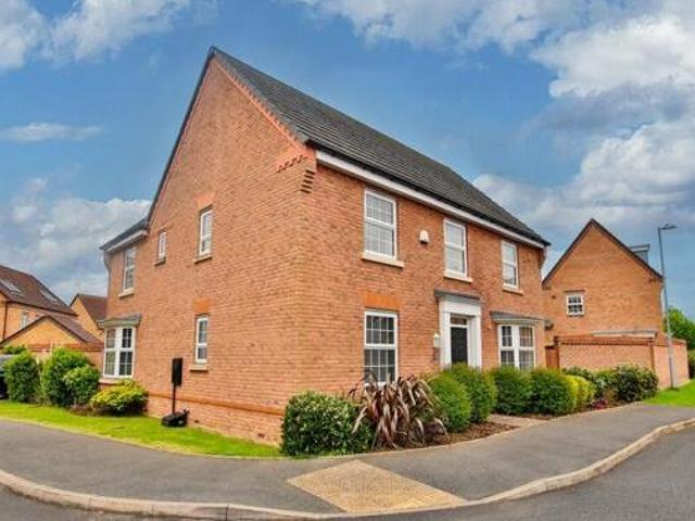 House for sale in Lyppard Grange, Worcester