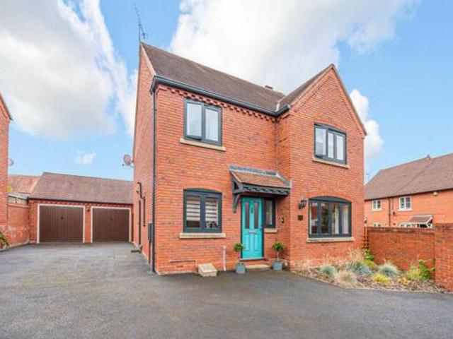 House for sale in Warndon, Worcestershire