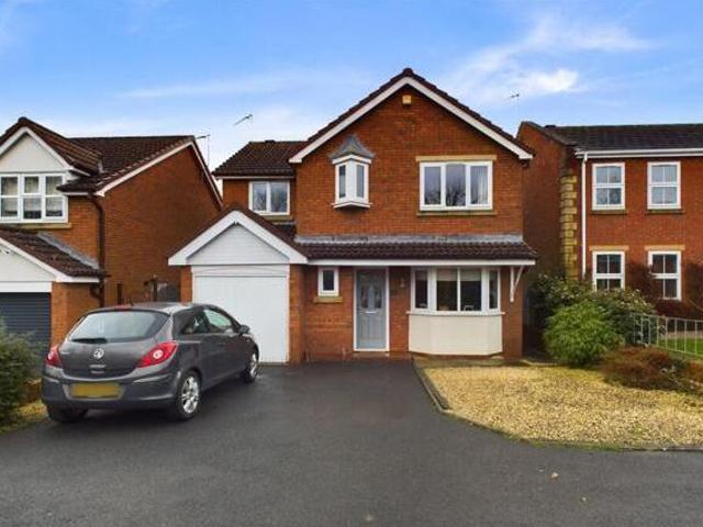 House for sale in Warndon, Worcestershire