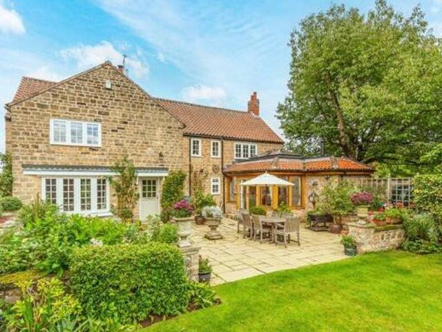 House for sale in Costhorpe, East Midlands